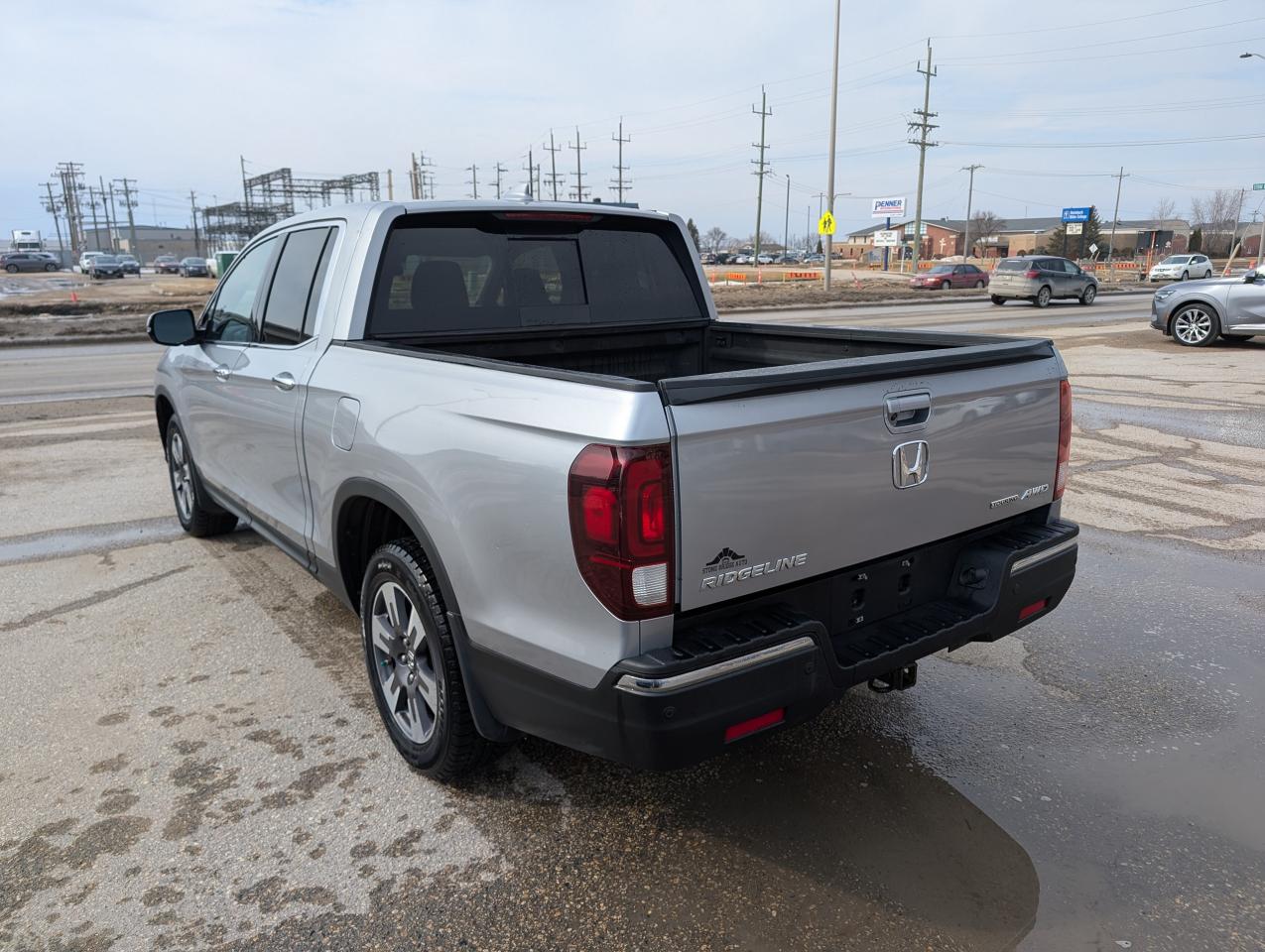 2017 Honda Ridgeline TOURING | Leather | Cooled Seats | Sunroof - Photo #5