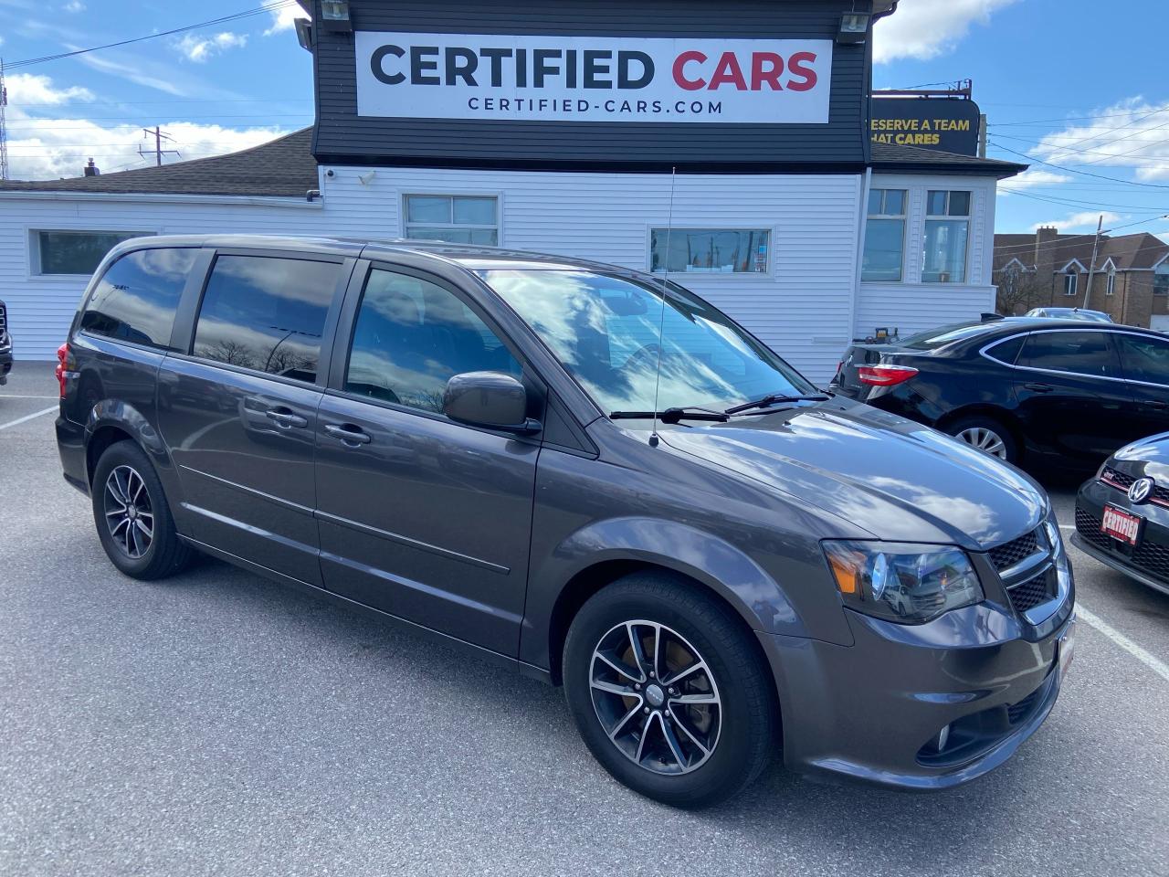 Used 2017 Dodge Grand Caravan GT ** HEATED LEATH, BACK CAM, BLUETOOTH ** for sale in St Catharines, ON