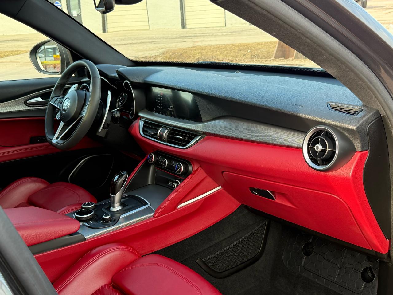 2019 Alfa Romeo Stelvio Ti Sport Q4 | REDINT|SUNROOF|NAVI - Photo #11