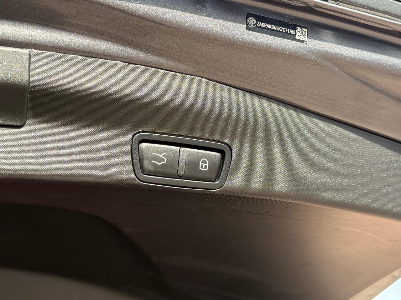 2019 Alfa Romeo Stelvio Ti Sport Q4 | REDINT|SUNROOF|NAVI - Photo #18
