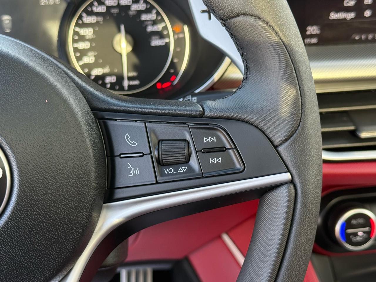 2019 Alfa Romeo Stelvio Ti Sport Q4 | REDINT|SUNROOF|NAVI - Photo #21