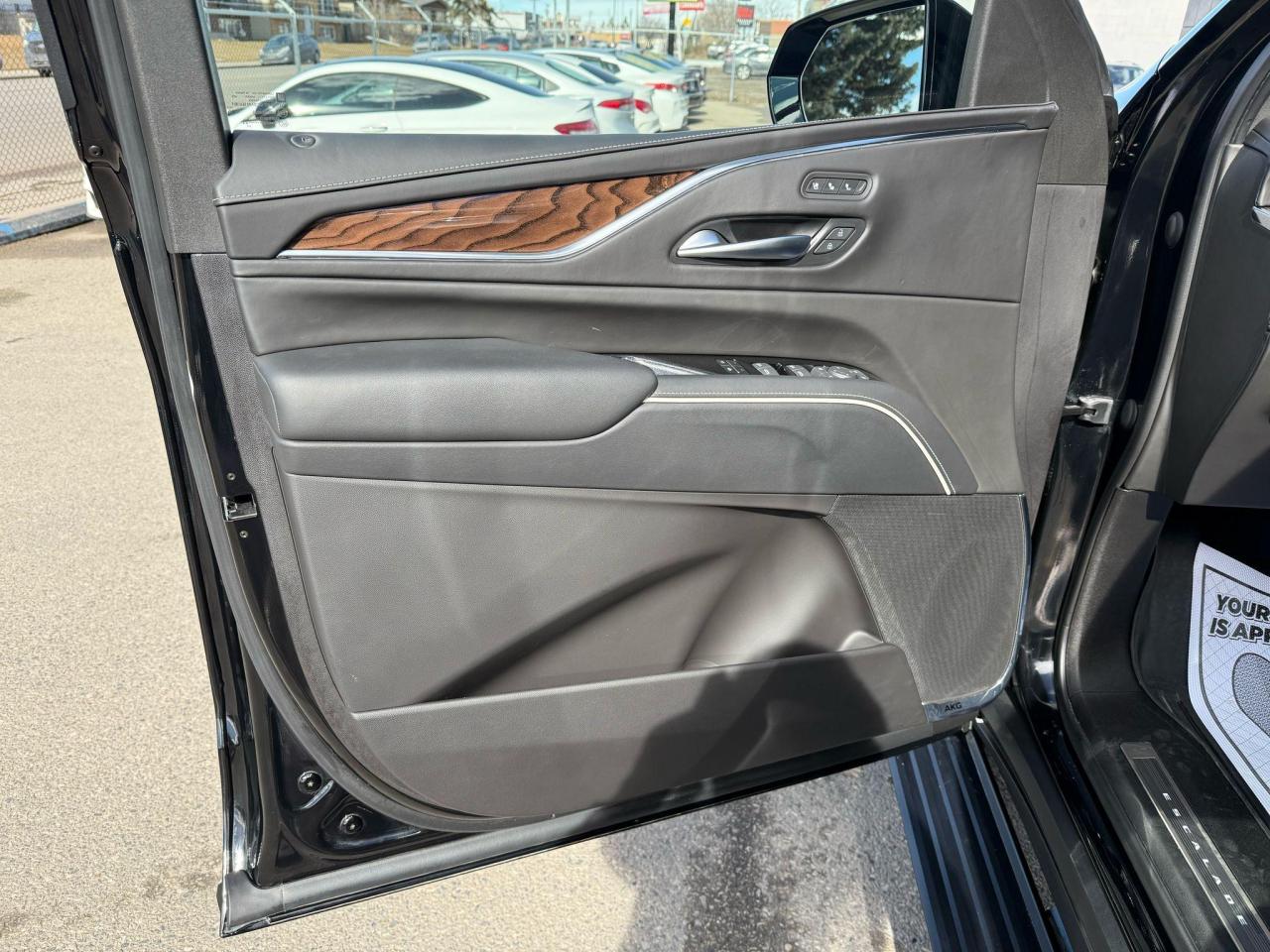 2023 Cadillac Escalade Sport Platinum w/ SUPER CRUISE - Photo #20