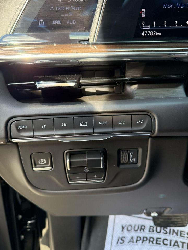 2023 Cadillac Escalade Sport Platinum w/ SUPER CRUISE - Photo #23