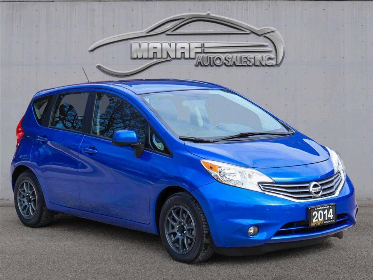 2014 Nissan Versa Note SL Photo2