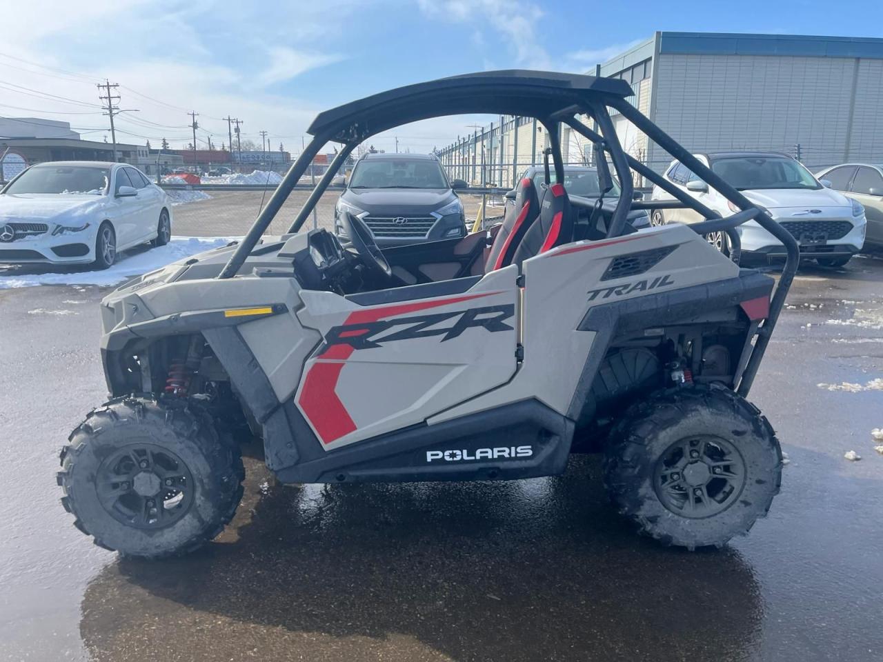 2025 Polaris RZR TRAIL S 1000 $135 B/W - Photo #5