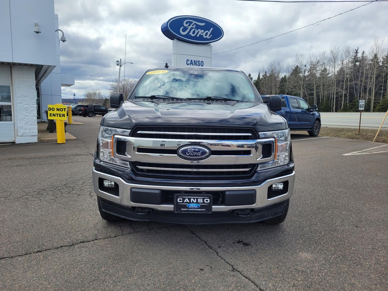 2019 Ford F-150 XLT Supercrew 4x4 Photo1