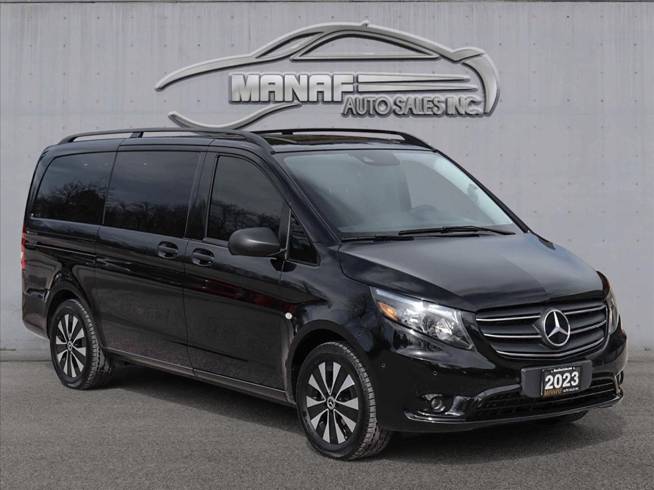 2023 Mercedes-Benz Metris 126" WB  PASSENGER VAN - Photo #3
