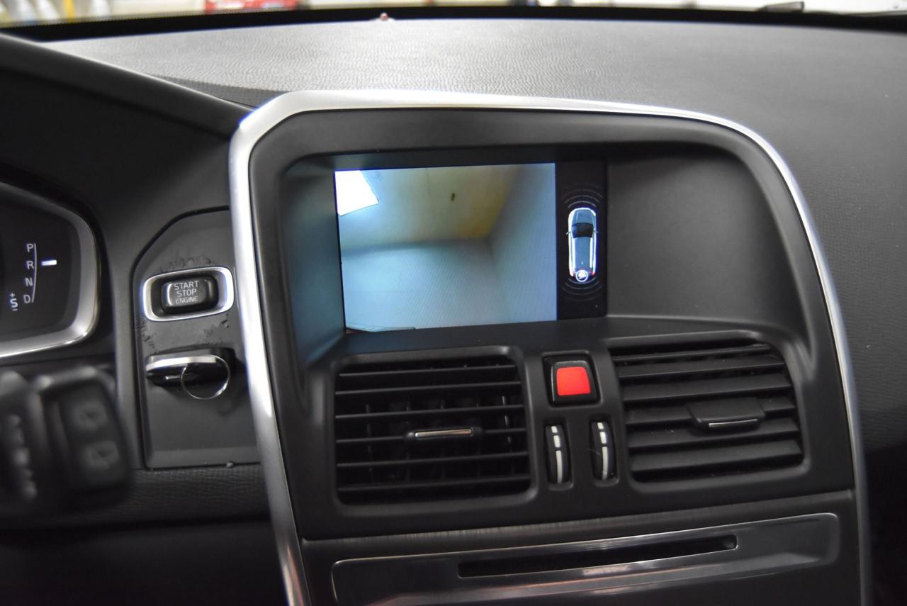 2015 Volvo XC60 T5 Drive-E Premier Plus