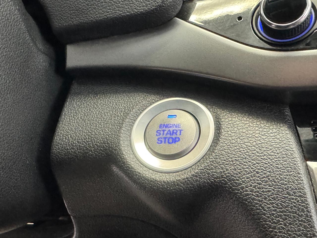 2017 Hyundai Elantra LIMITED+Sunroof+New Brakes+GPS+CLEAN CARFAX - Photo #37