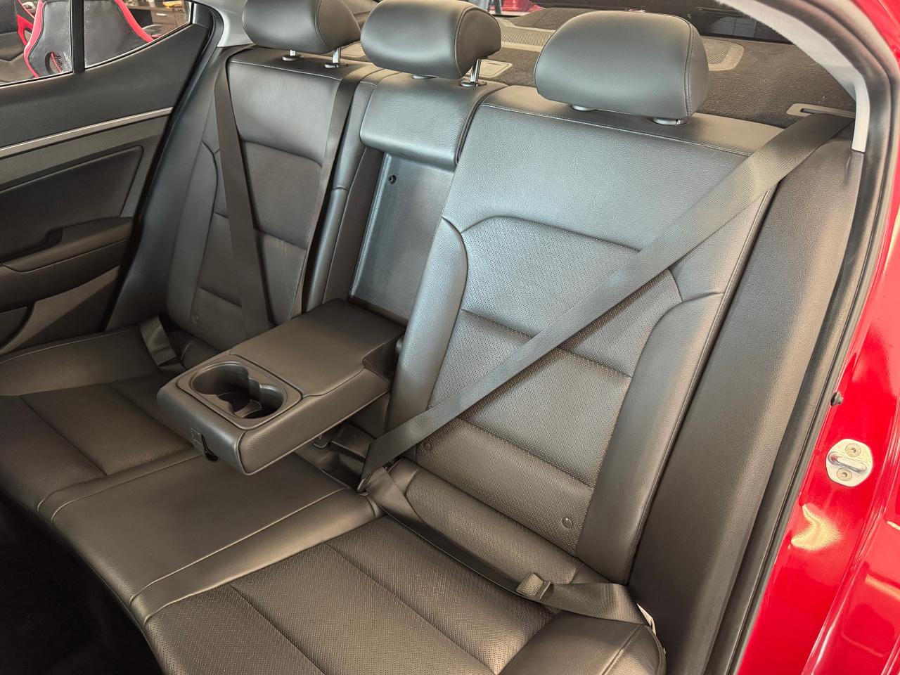 2017 Hyundai Elantra LIMITED+Sunroof+New Brakes+GPS+CLEAN CARFAX - Photo #26