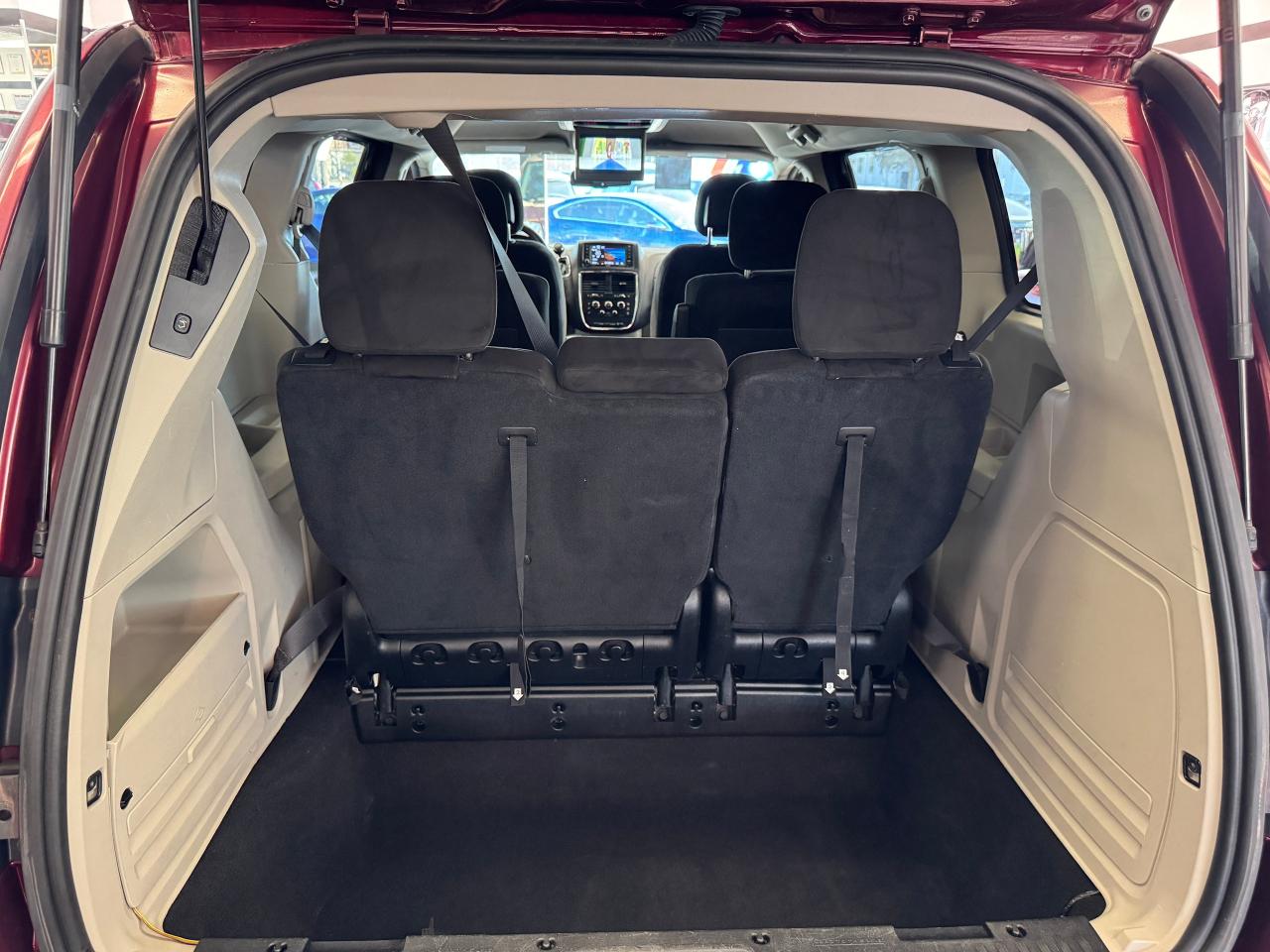 2017 Dodge Grand Caravan Premium StowNGo+PWR Doors+Gate+DVD+Remote Start - Photo #28