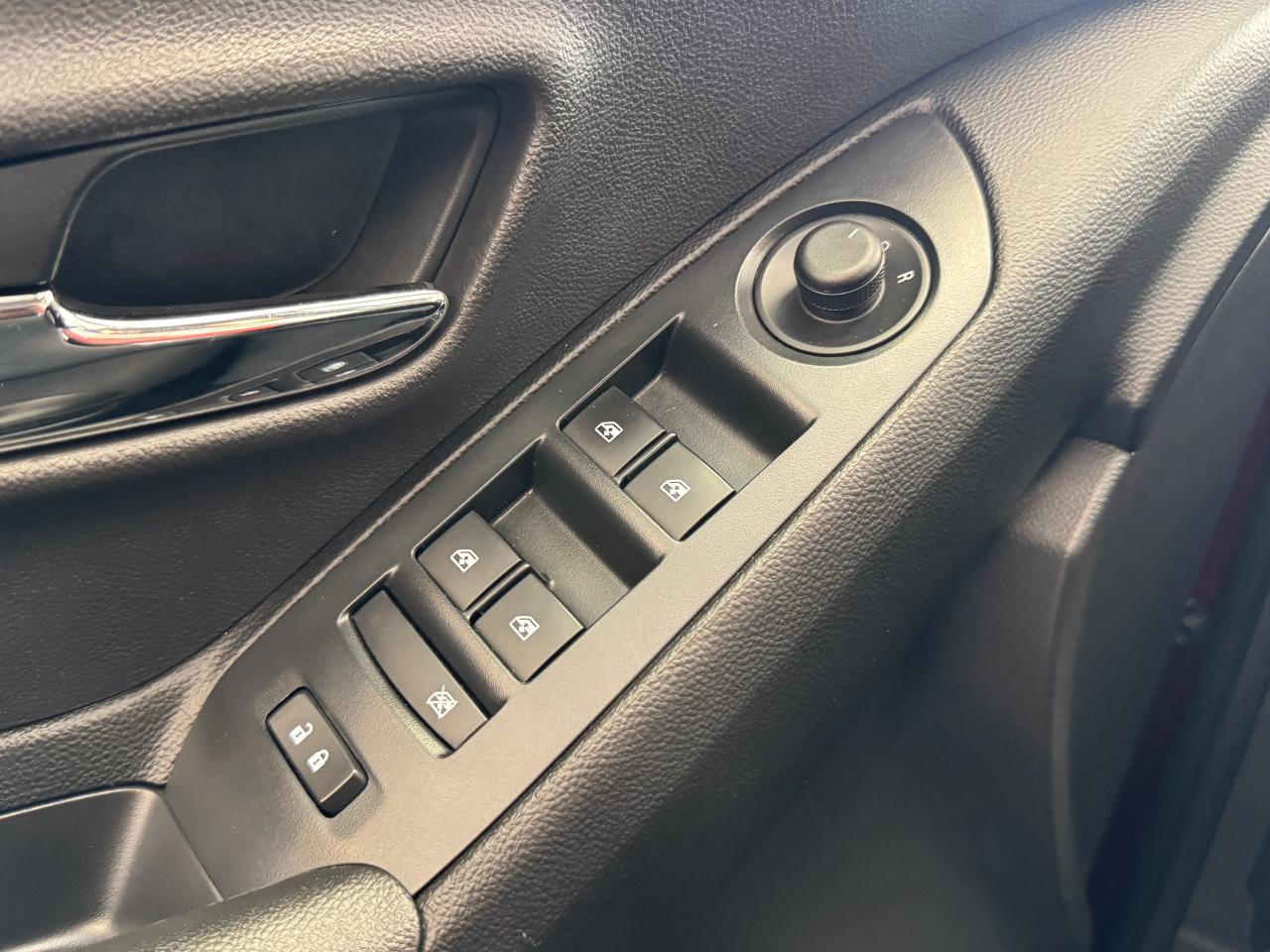 2017 Chevrolet Trax LT+BOSE Sound+Roof+Leather+BlindSpot+ACCIDENT FREE - Photo #48