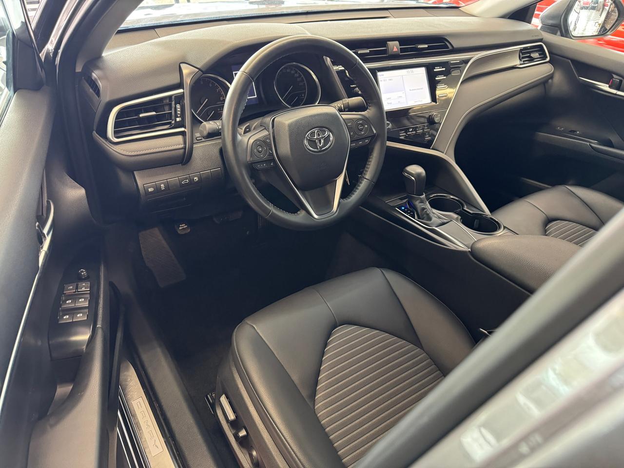 2018 Toyota Camry SE+New Tires+Brakes+Adaptive Cruise+CLEAN CARFAX Photo