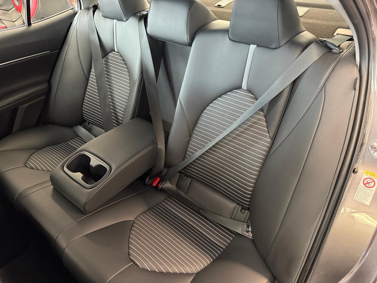 2018 Toyota Camry SE+New Tires+Brakes+Adaptive Cruise+CLEAN CARFAX Photo
