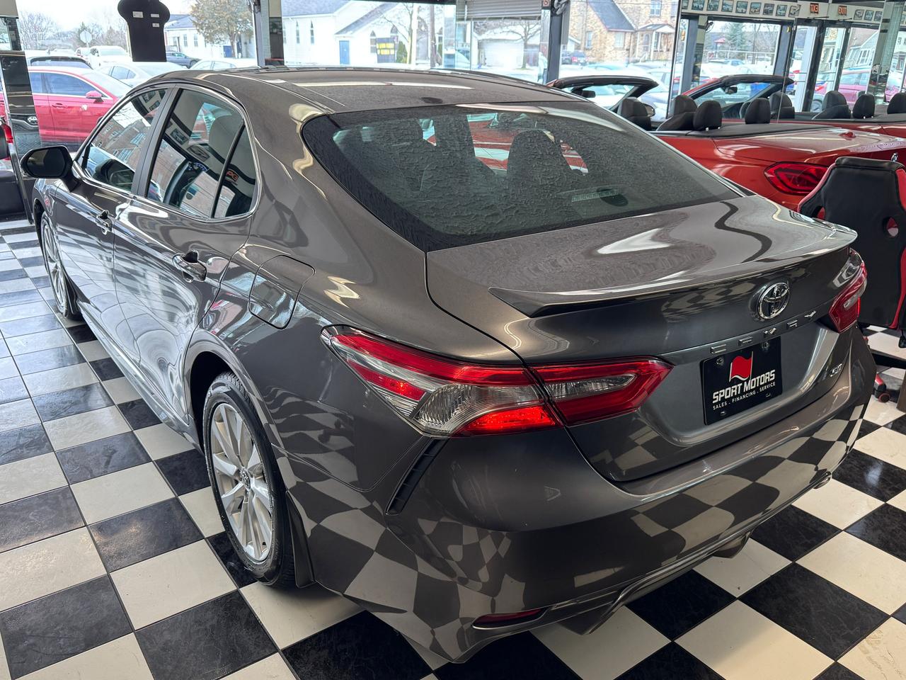 2018 Toyota Camry SE+New Tires+Brakes+Adaptive Cruise+CLEAN CARFAX Photo