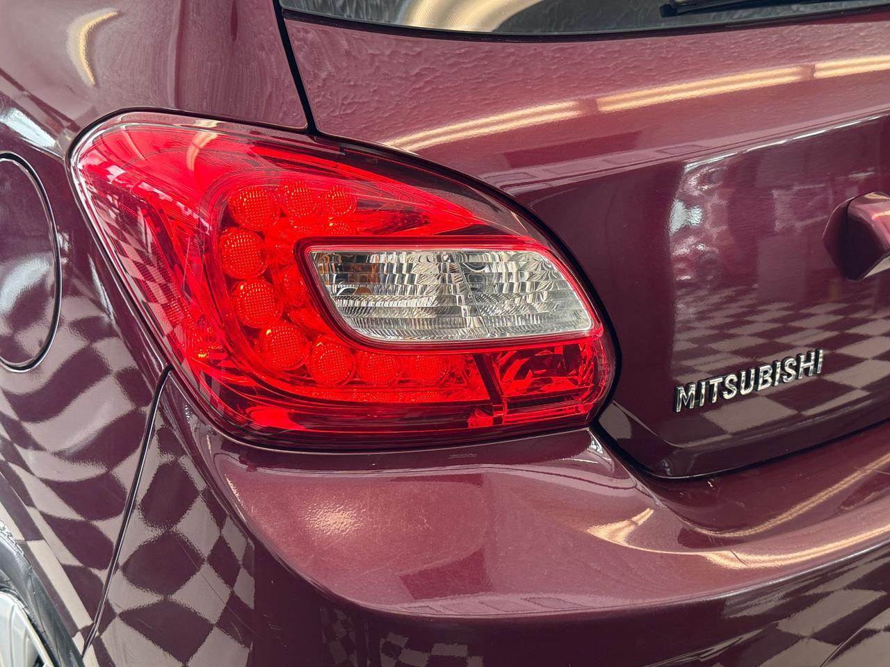 2019 Mitsubishi Mirage ES Limited+ApplePaly+New Tires+Camera+A/C Photo