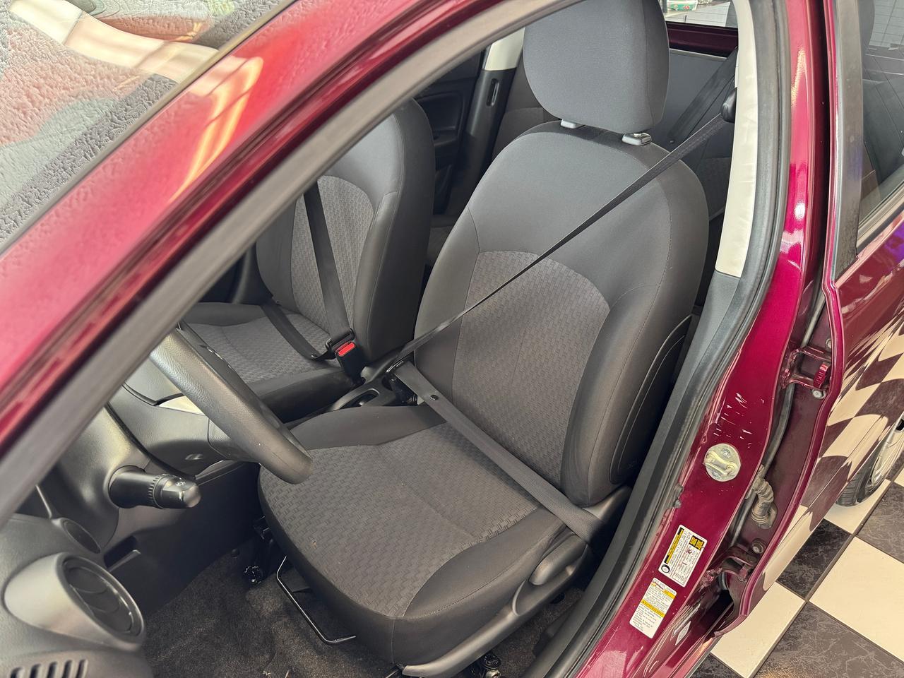 2019 Mitsubishi Mirage ES Limited+ApplePaly+New Tires+Camera+A/C Photo