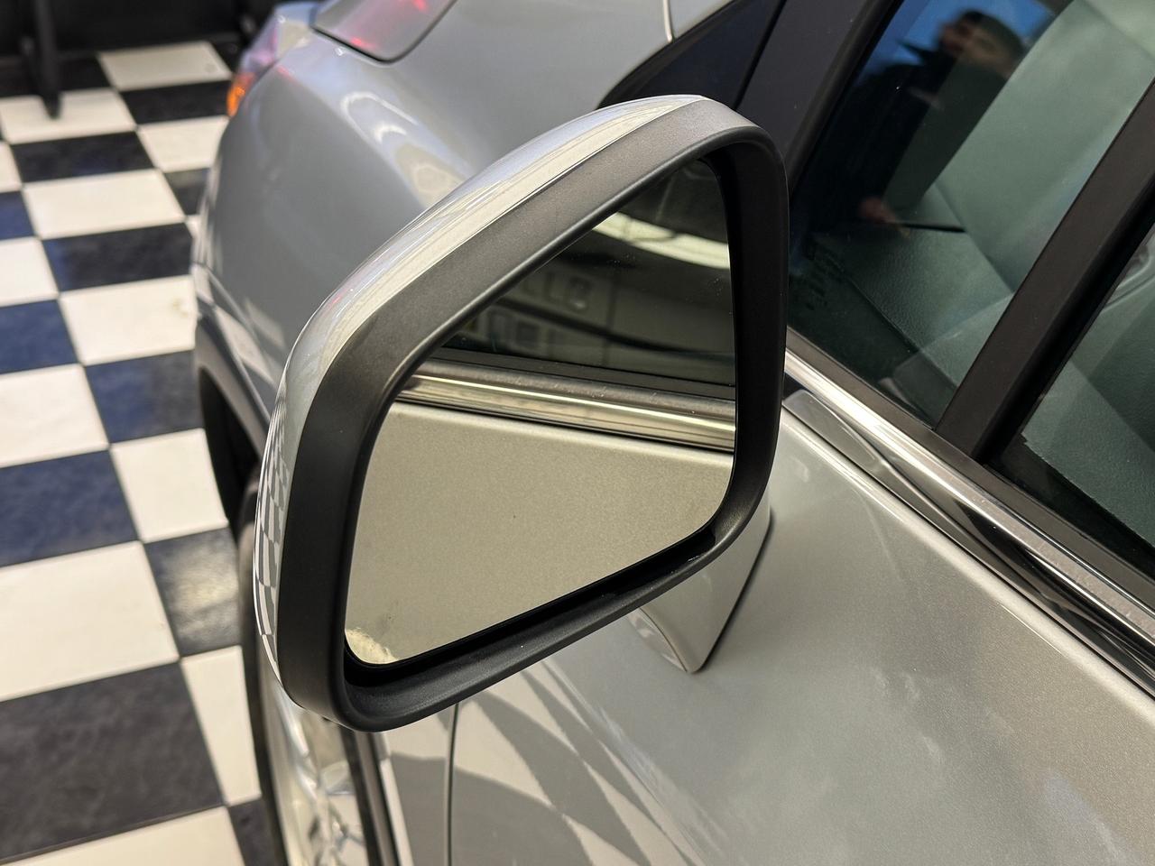 2018 Chevrolet Trax LT+Camera+A/C+Remote Start+ApplePlay Photo