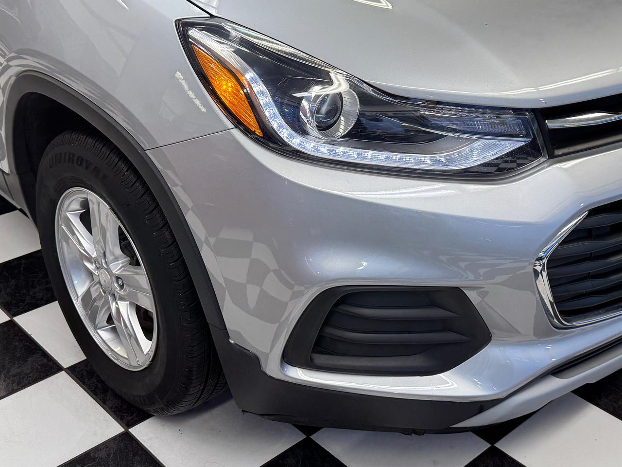 2018 Chevrolet Trax LT+Camera+A/C+Remote Start+ApplePlay Photo