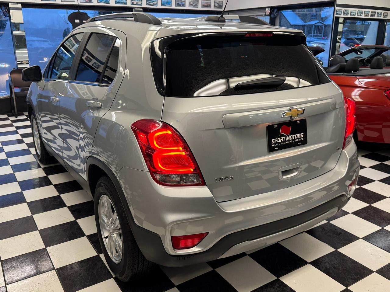 2018 Chevrolet Trax LT+Camera+A/C+Remote Start+ApplePlay Photo