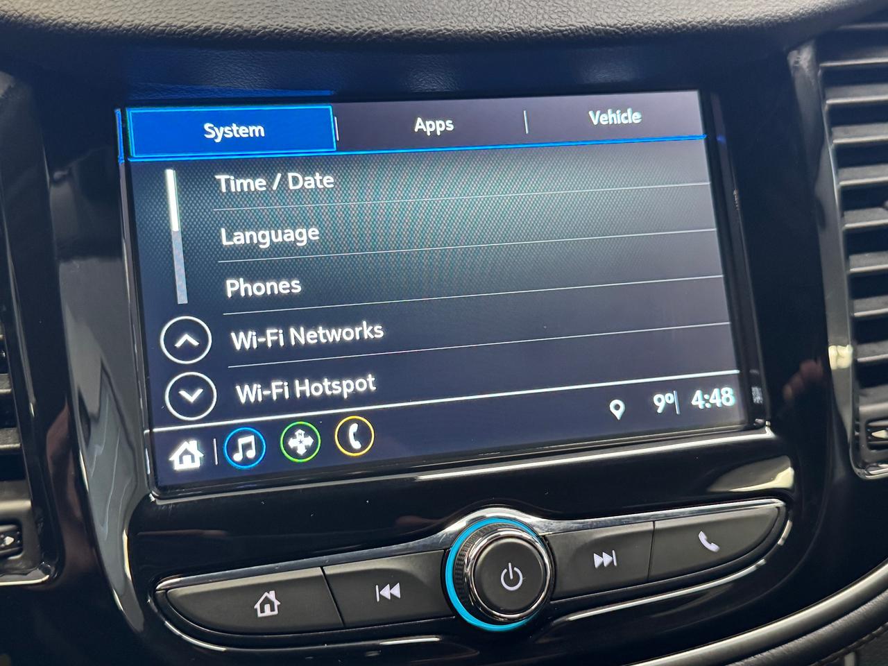 2018 Chevrolet Trax LT+Camera+A/C+Remote Start+ApplePlay Photo