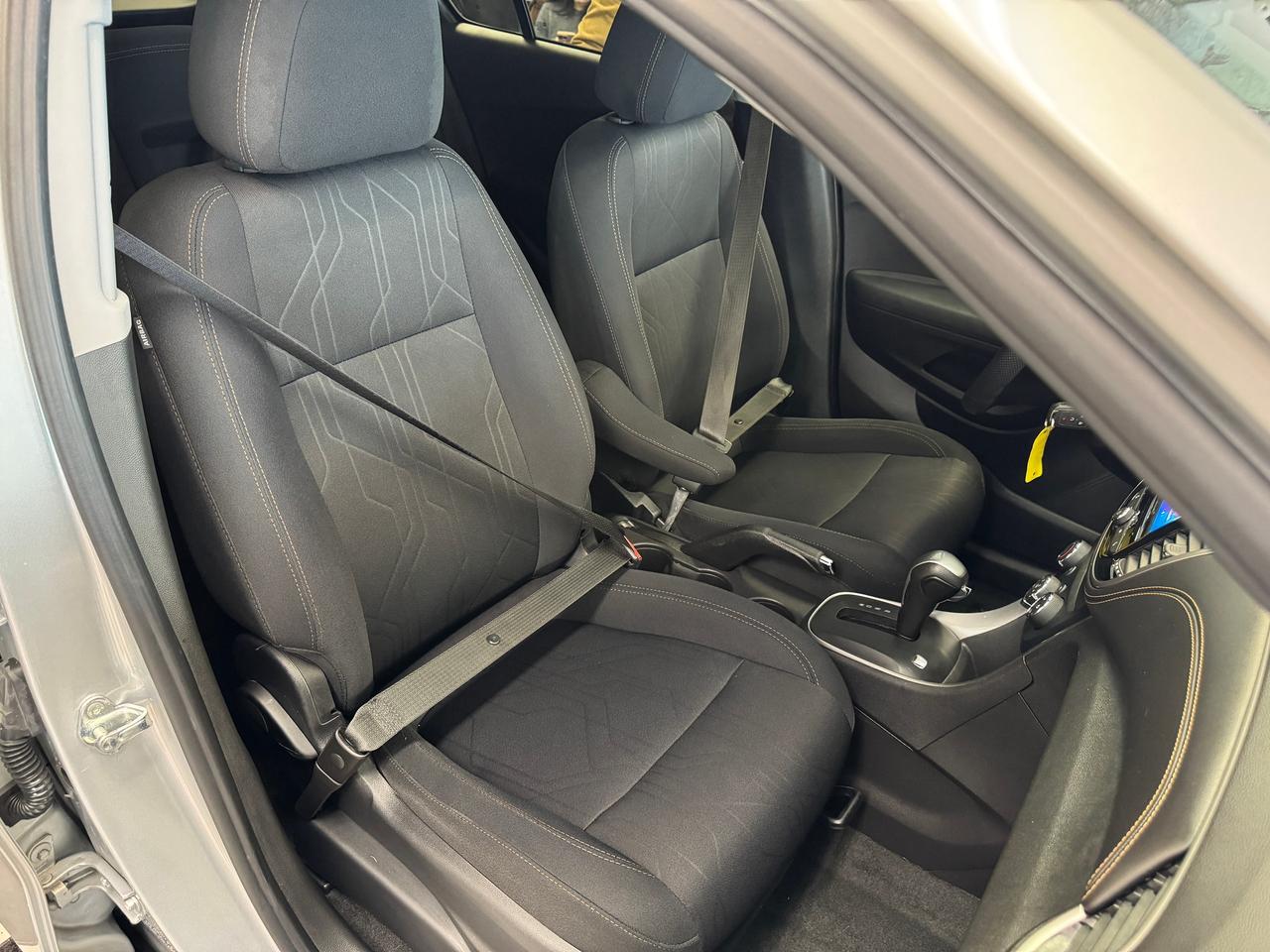 2018 Chevrolet Trax LT+Camera+A/C+Remote Start+ApplePlay Photo