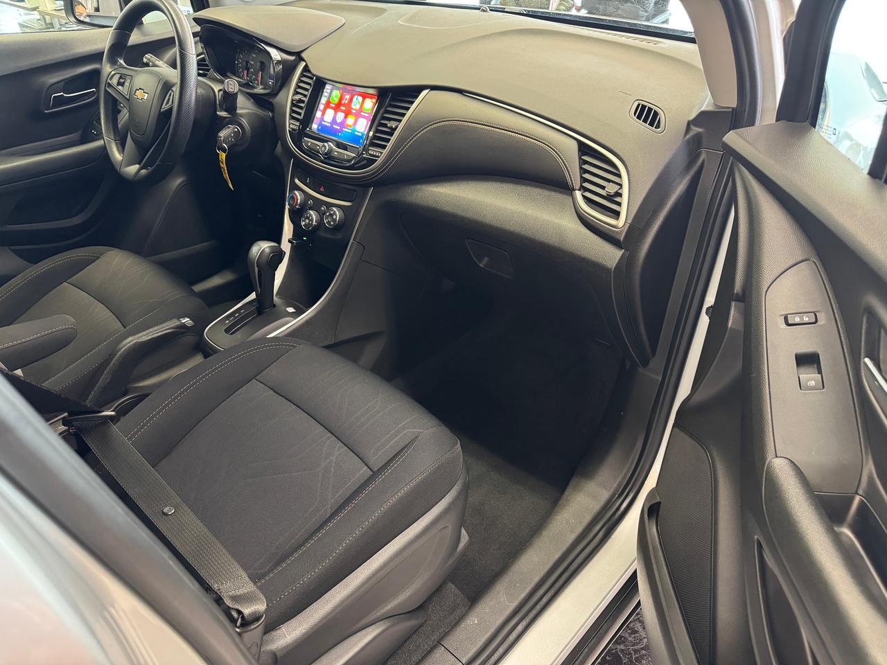 2018 Chevrolet Trax LT+Camera+A/C+Remote Start+ApplePlay Photo