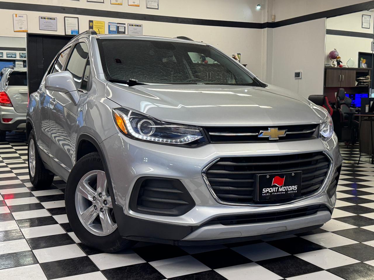2018 Chevrolet Trax LT+Camera+A/C+Remote Start+ApplePlay Photo