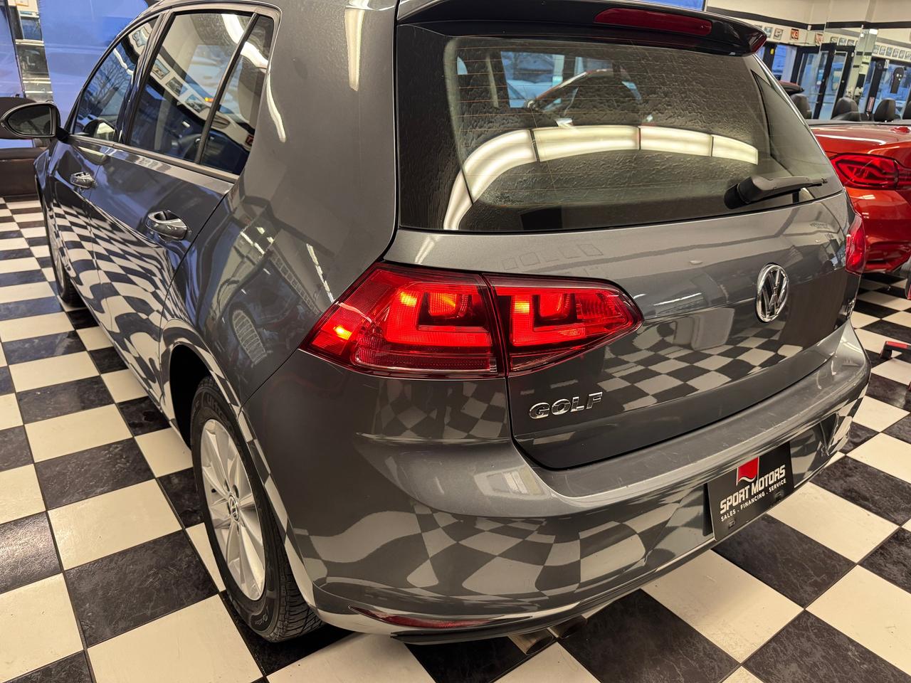 2017 Volkswagen Golf Trendline+Camera+Heated Seats+A/C+CLEAN CARFAX Photo