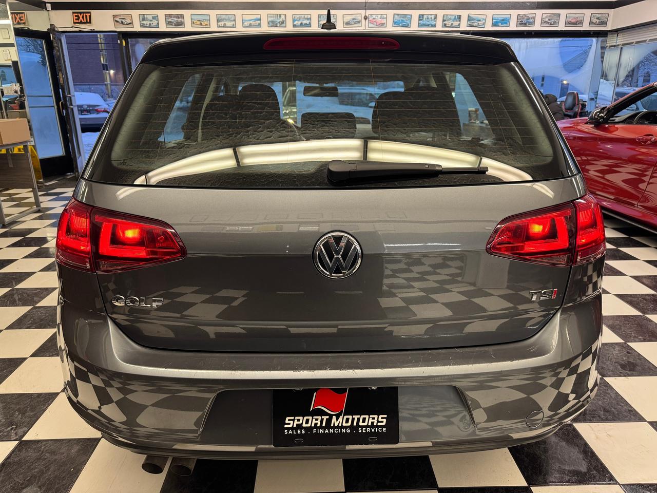 2017 Volkswagen Golf Trendline+Camera+Heated Seats+A/C+CLEAN CARFAX Photo