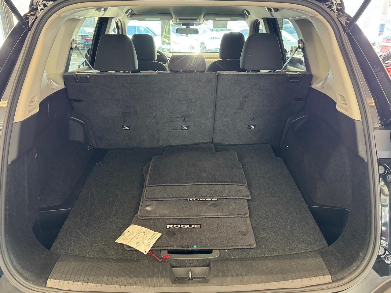 2022 Nissan Rogue S AWD+Blind Spot+LaneAssist+ApplePlay+CLEAN CARFAX Photo
