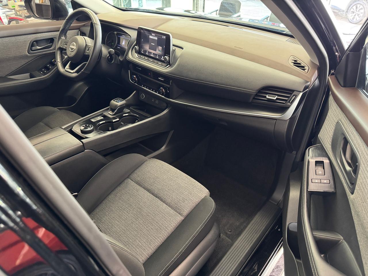2022 Nissan Rogue S AWD+Blind Spot+LaneAssist+ApplePlay+CLEAN CARFAX Photo