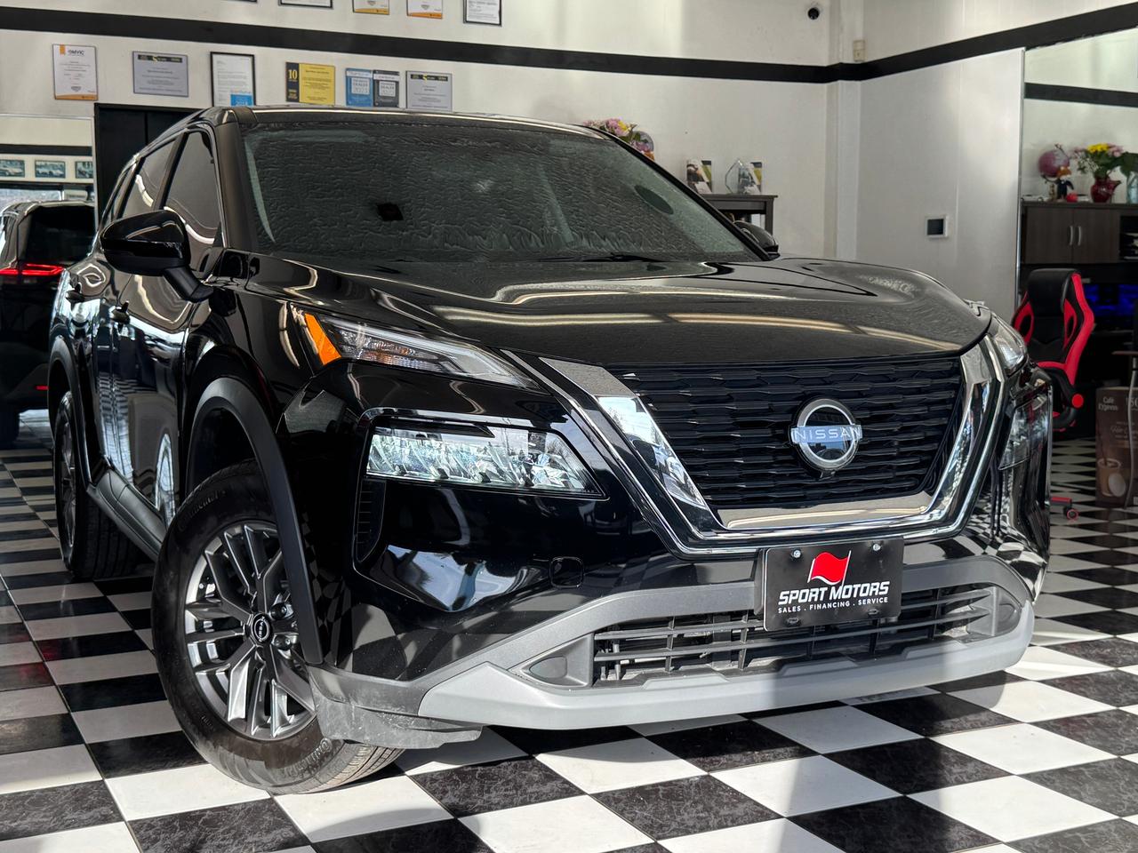 2022 Nissan Rogue S AWD+Blind Spot+LaneAssist+ApplePlay+CLEAN CARFAX Photo