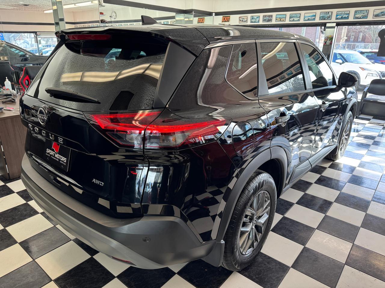 2022 Nissan Rogue S AWD+Blind Spot+LaneAssist+ApplePlay+CLEAN CARFAX Photo