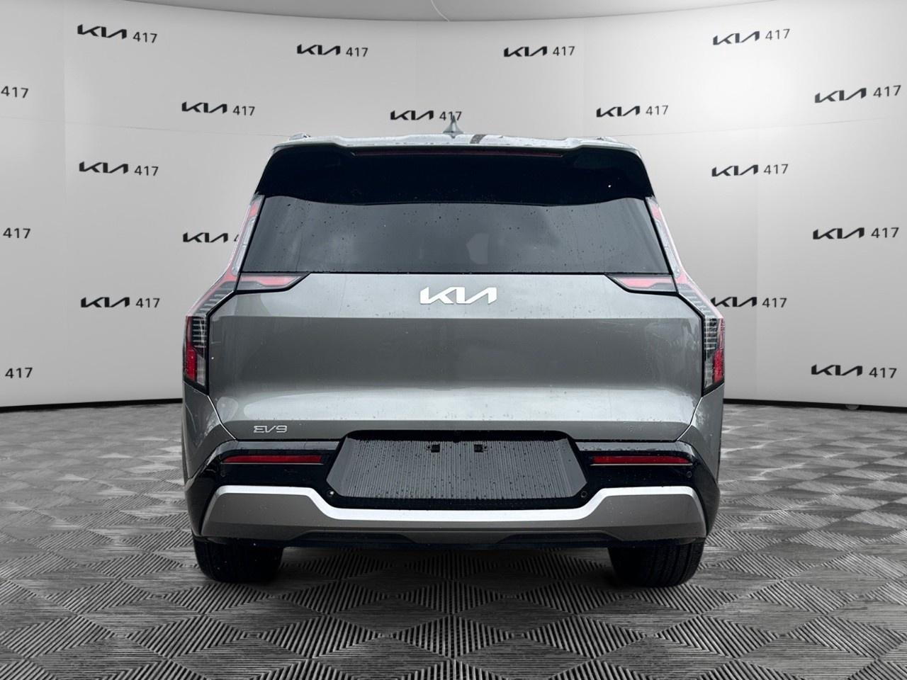 2025 Kia EV9 Land w/Plus Package AWD Photo3