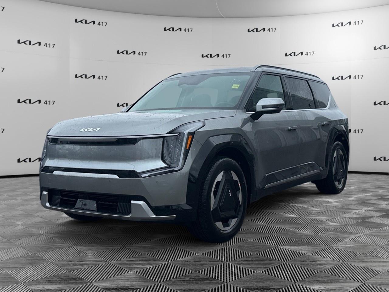 New 2025 Kia EV9 Land w/Plus Package AWD for sale in Gloucester, ON