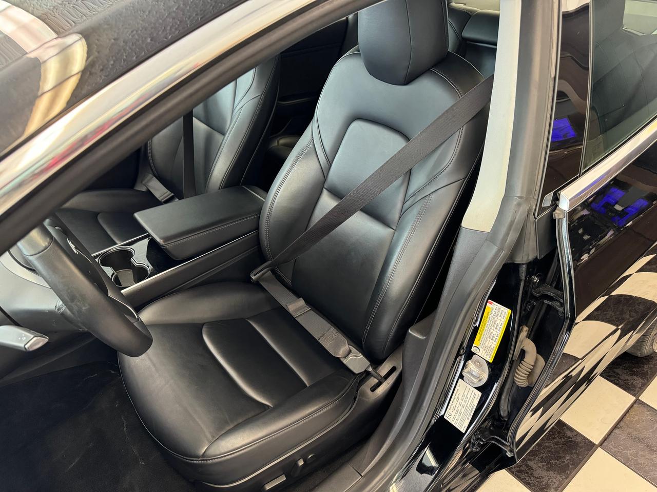 2019 Tesla Model 3 Standrad Range Plus+Auto Pilot+CLEAN CARFAX Photo