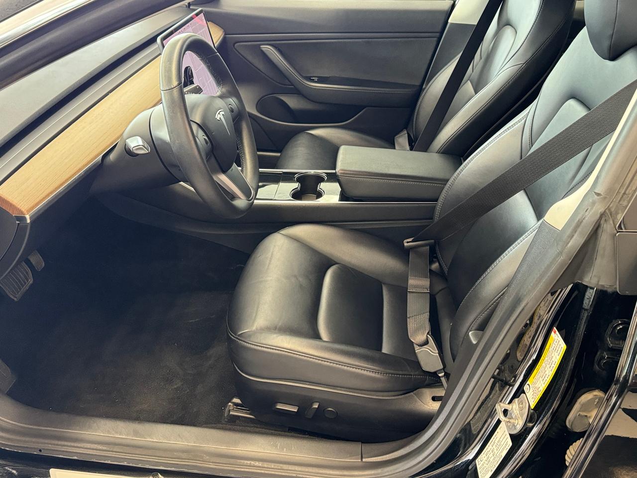 2019 Tesla Model 3 Standrad Range Plus+Auto Pilot+CLEAN CARFAX Photo