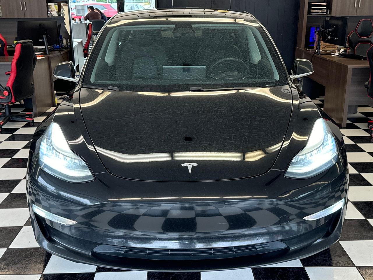 2019 Tesla Model 3 Standrad Range Plus+Auto Pilot+CLEAN CARFAX Photo