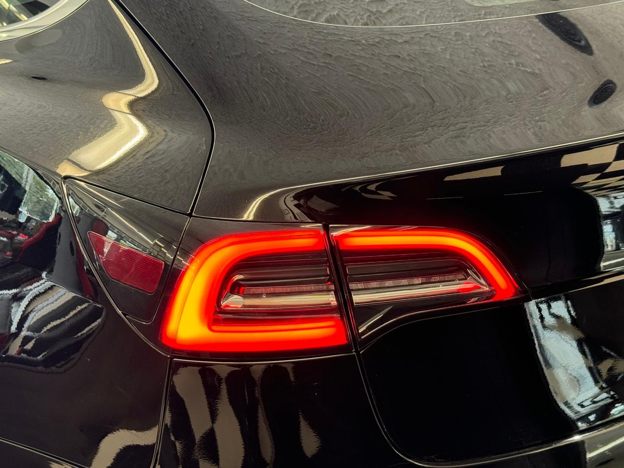 2019 Tesla Model 3 Standrad Range Plus+Auto Pilot+CLEAN CARFAX Photo