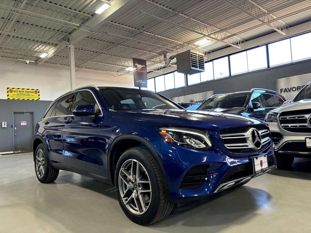 2018 Mercedes-Benz GLC GLC300|4MATIC|NAV|BLACKWOOD|DUALROOF|LED|LEATHER|+ Photo