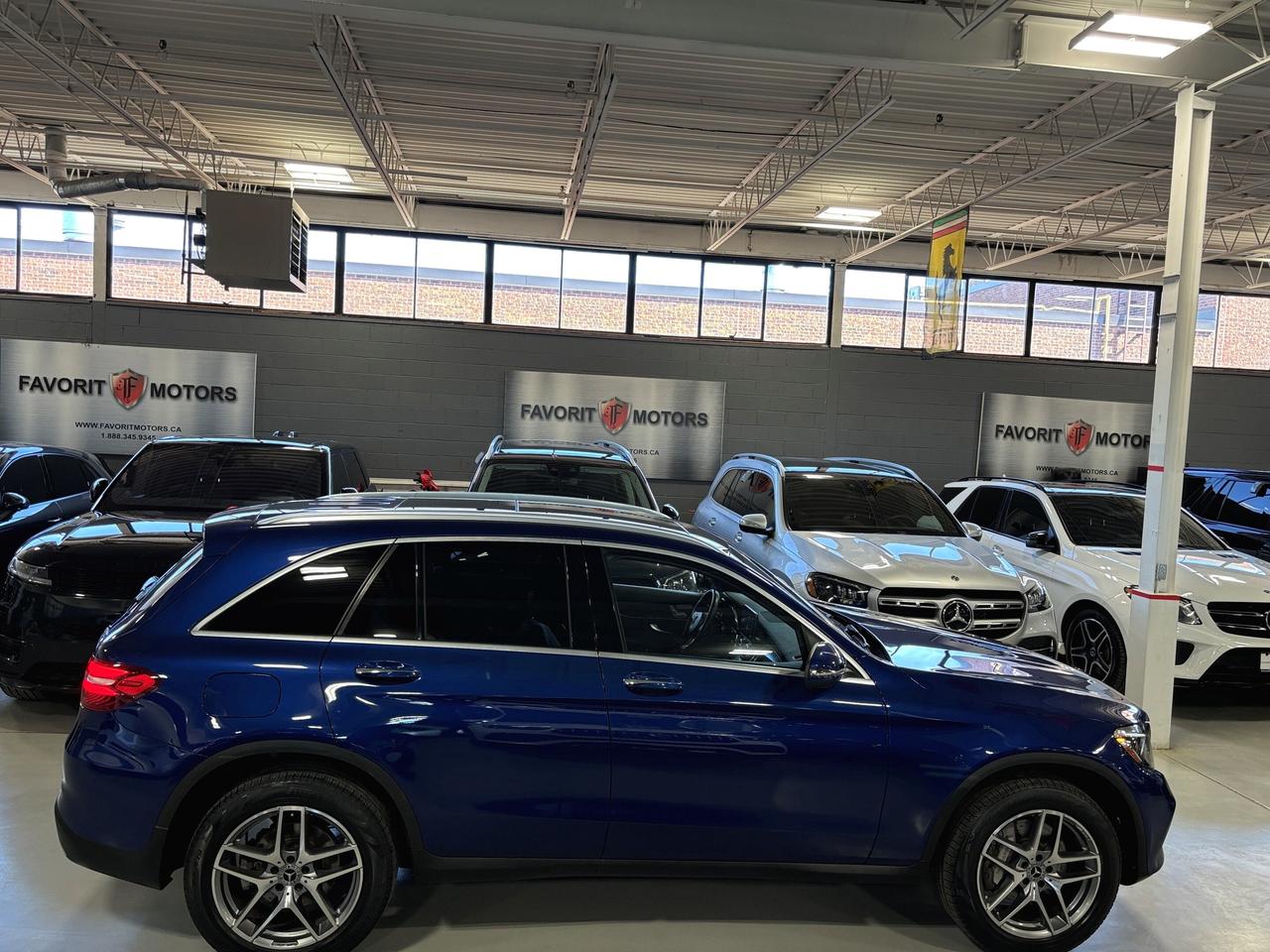 2018 Mercedes-Benz GLC GLC300|4MATIC|NAV|BLACKWOOD|DUALROOF|LED|LEATHER|+ Photo