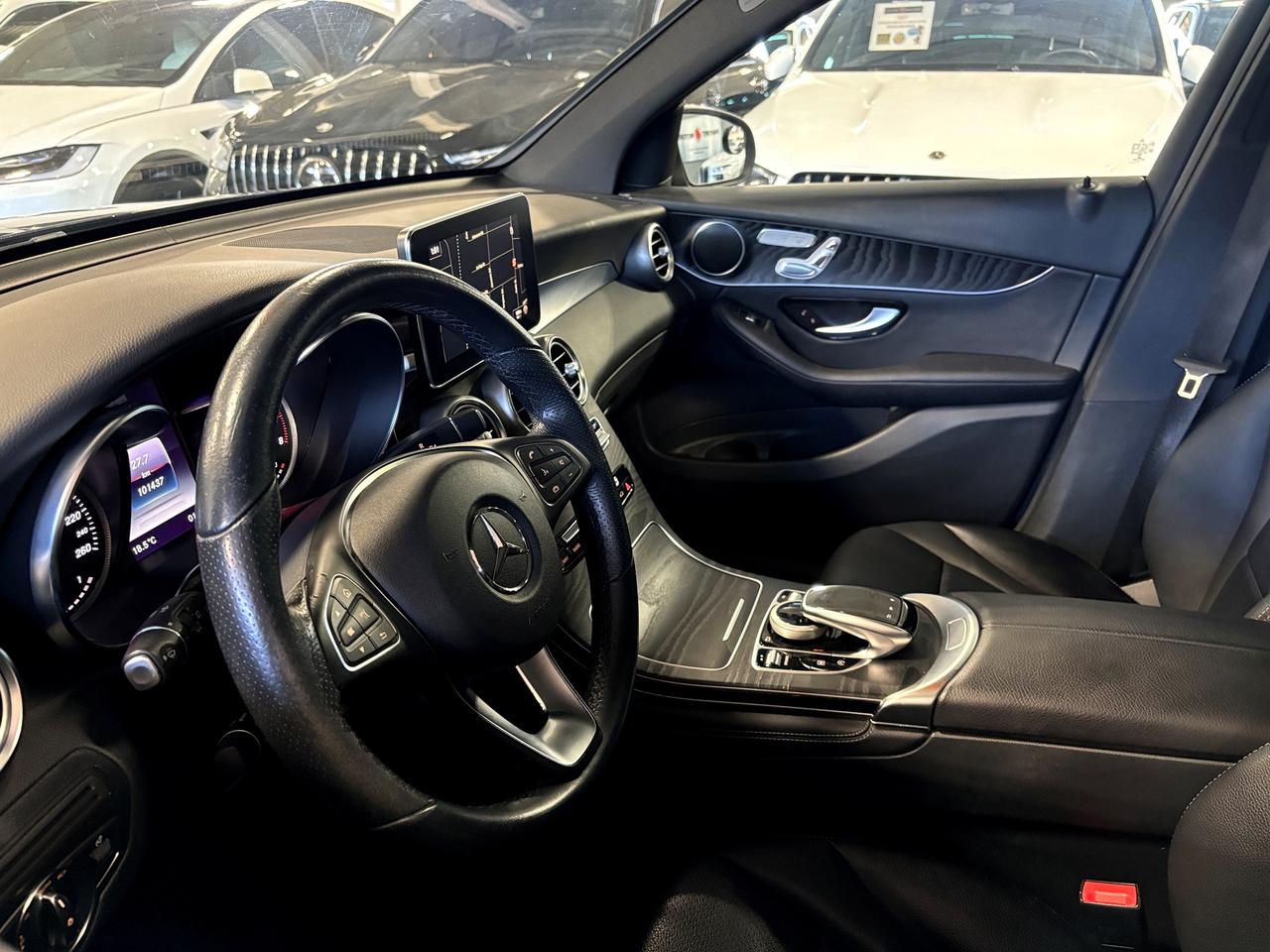 2018 Mercedes-Benz GLC GLC300|4MATIC|NAV|BLACKWOOD|DUALROOF|LED|LEATHER|+ Photo