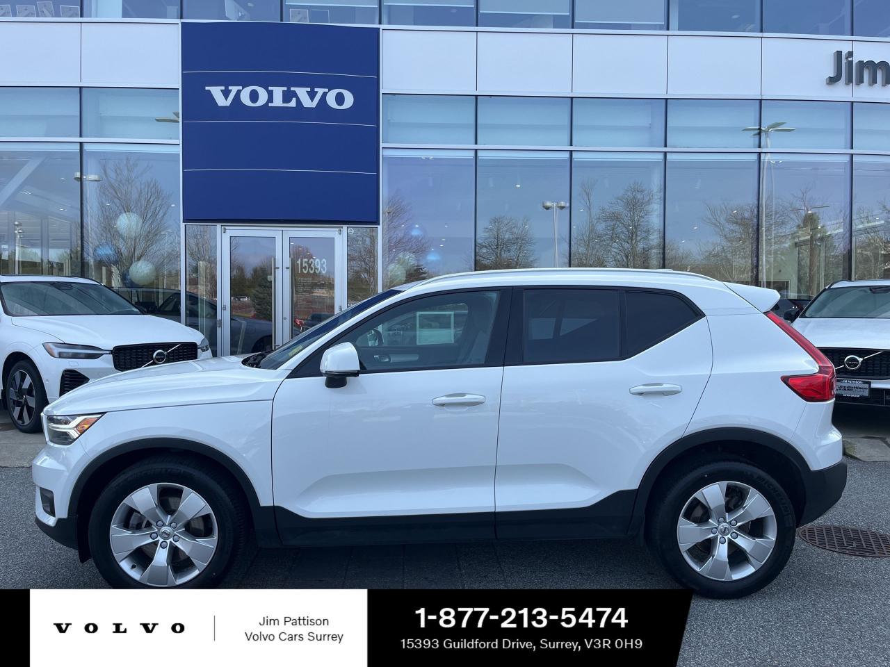 Used 2021 Volvo XC40 T5 AWD Momentum for sale in Surrey, BC