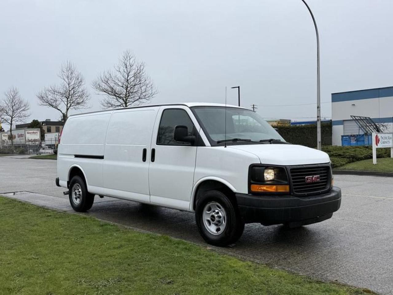 Used 2014 GMC Savana G3500 Extended Cargo Van With Rear Shelving for sale in Burnaby, BC