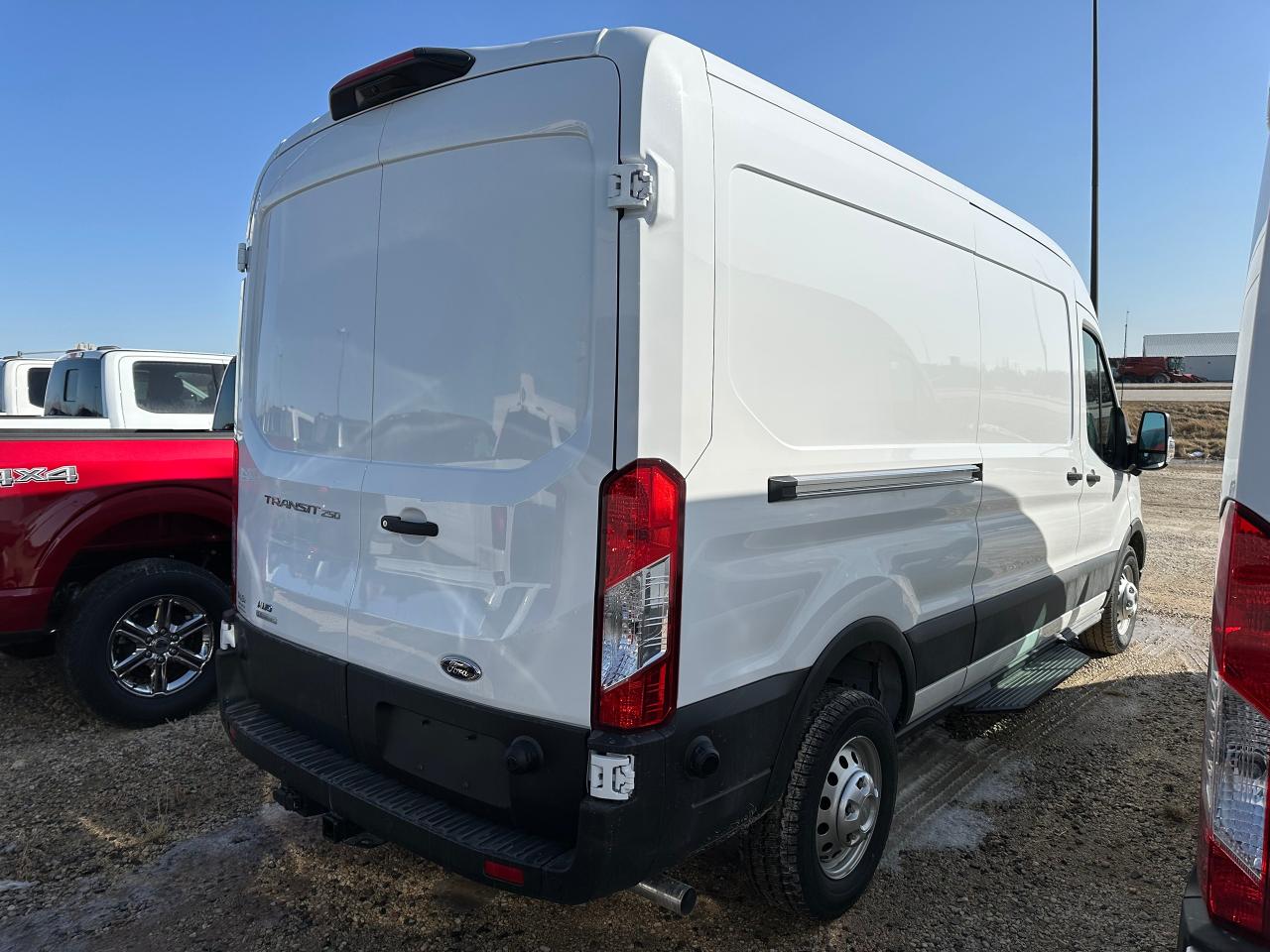 2025 Ford Transit Cargo Van BASE T-250 148 Med Rf 9070 GVWR AWD 101A Photo5