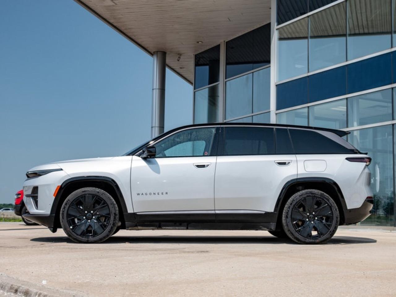 2025 Jeep Wagoneer S Premium Photo