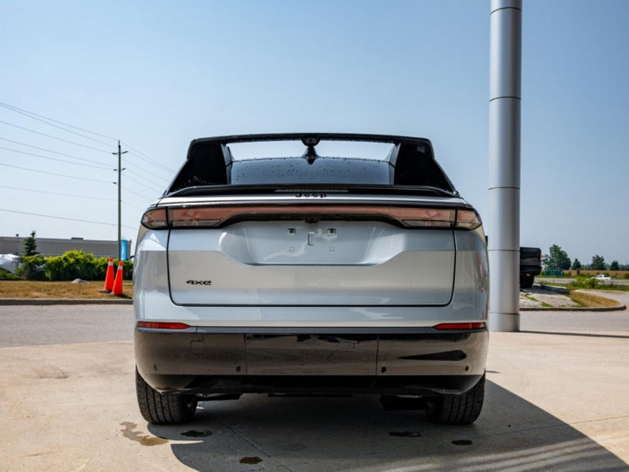 2025 Jeep Wagoneer S Premium Photo