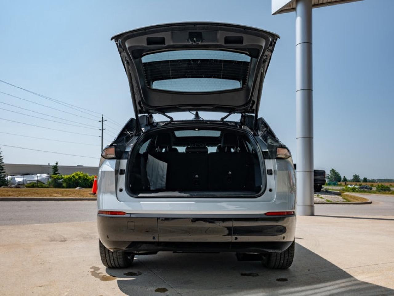 2025 Jeep Wagoneer S Premium Photo