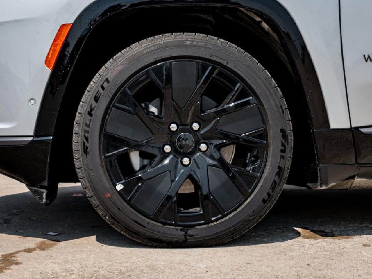 2025 Jeep Wagoneer S Premium Photo